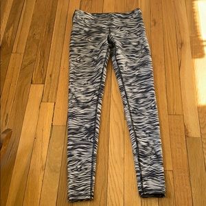 Alo yoga leggings size small